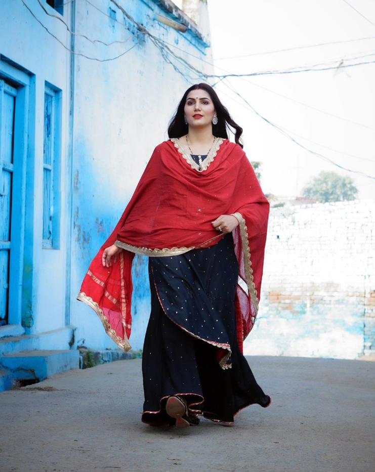 Sapna-Chaudhary-gazetapost-4