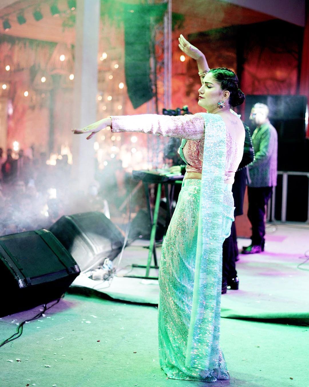 Sapna Chaudhary-mika singh-1