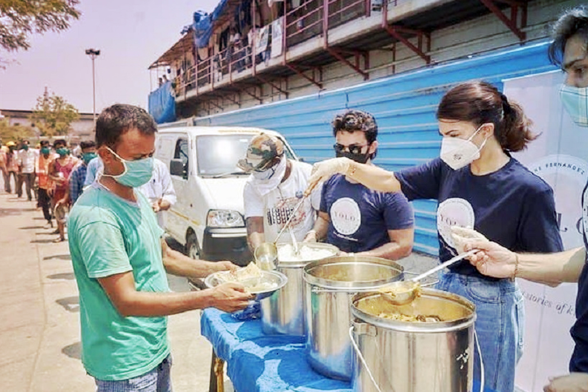 Salman Khan Tiger Shroff arrive at Jacqueline Fernandez's YOLO -2