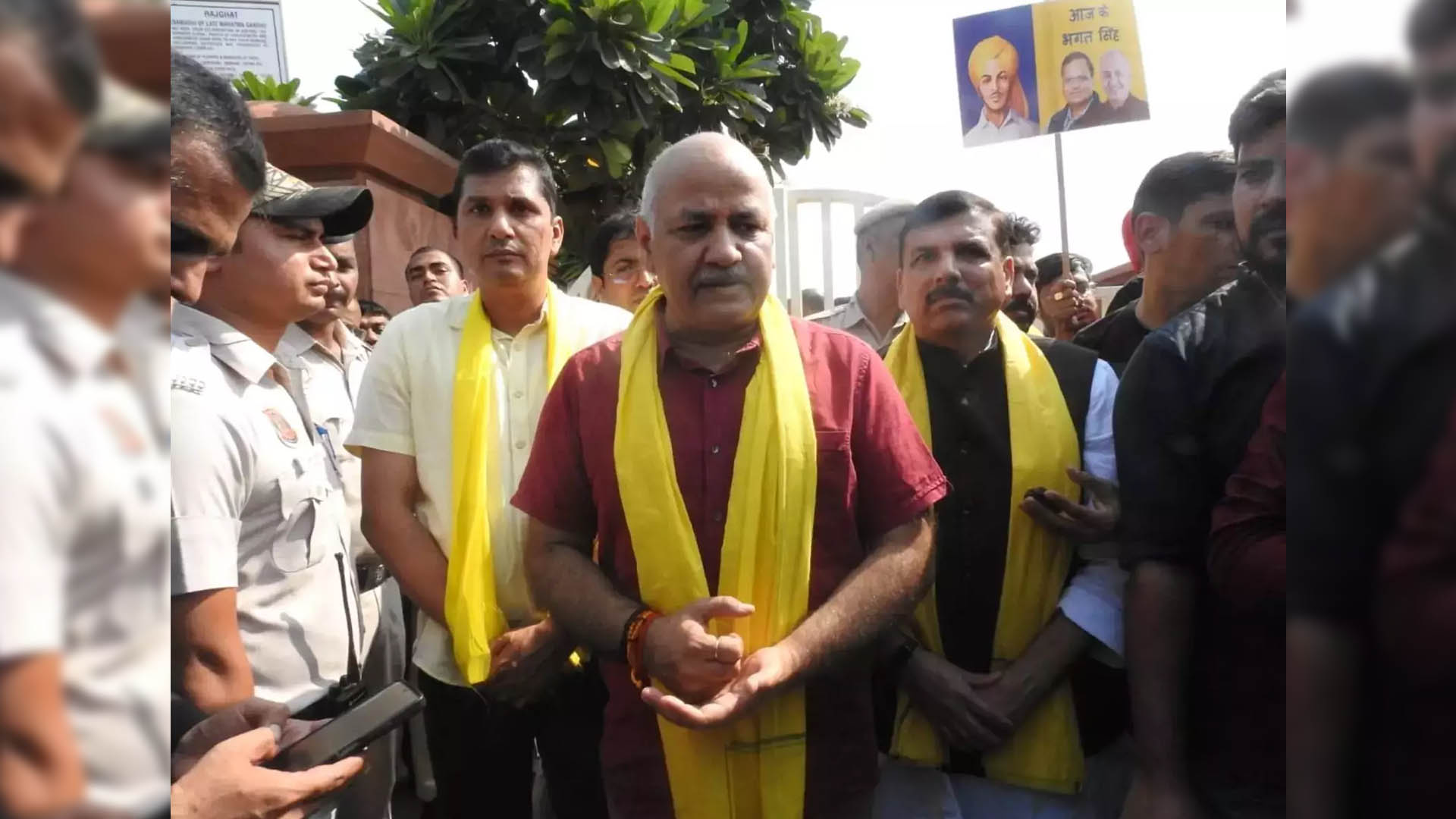 Manish Sisodia and Bhagat Singh