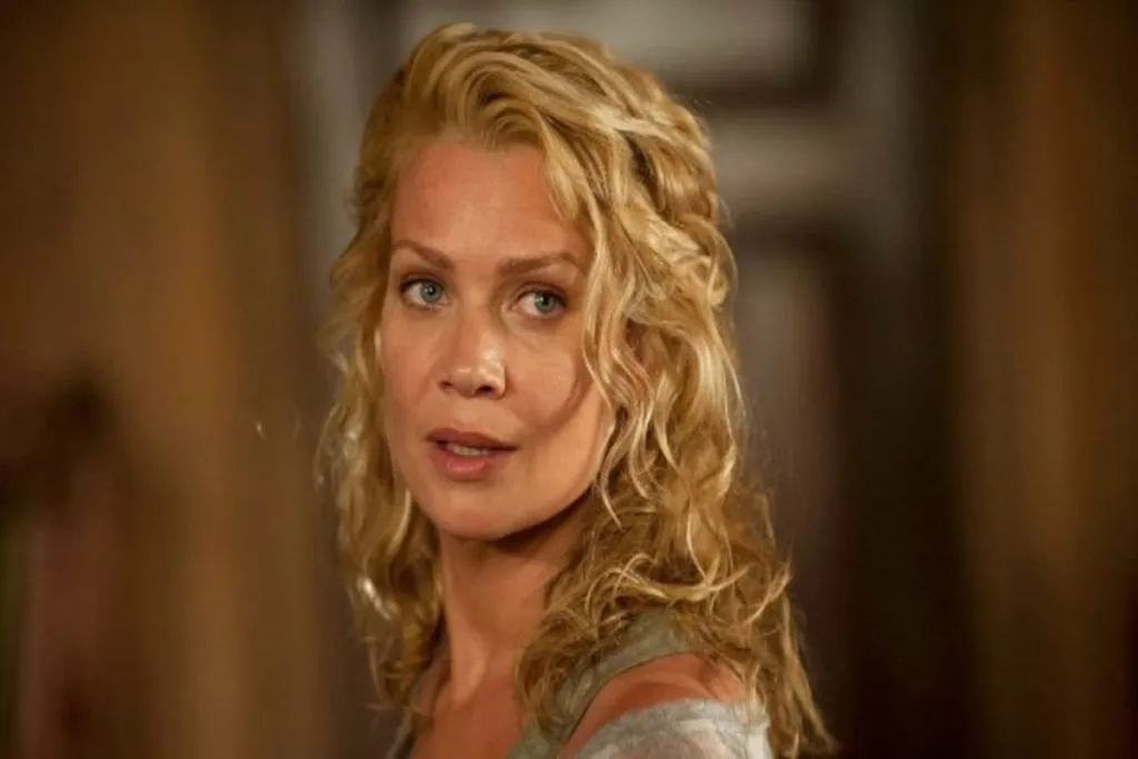 Laurie-Holden-gazetapost